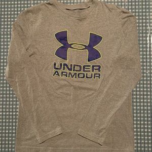 Under Armour Youth XL Gray Long Sleeve T-shirt